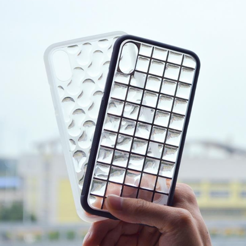 Các nhà khoa học đã phát triển một trường hợp điện thoại với da nhân tạo có thể phản ứng để chạm vào và đánh giá tâm trạng của chủ nhân